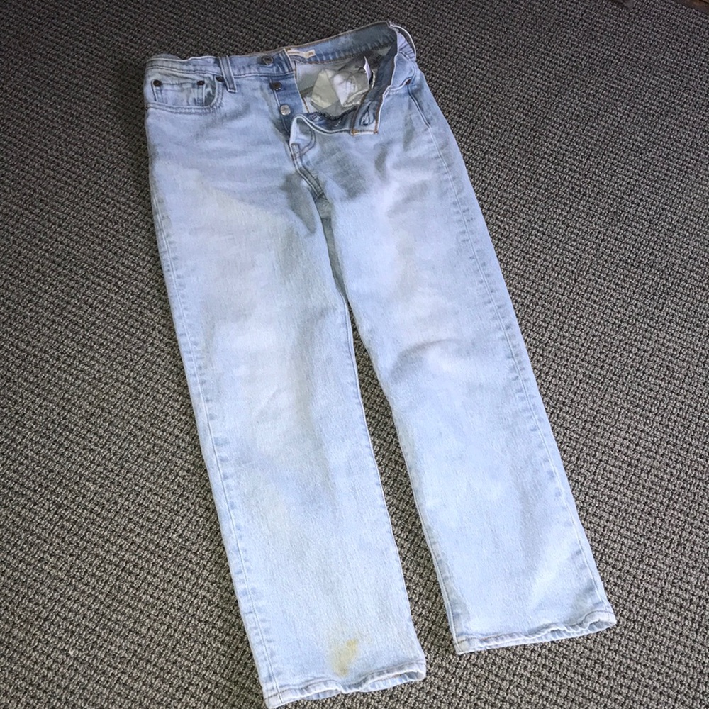 Levi's Women's Light Blue Straight Leg‎ Jeans